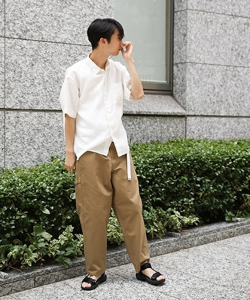 niko and...(ニコアンド)の「コットンツイルペインターパンツ(その他パンツ・メンズ・ベージュ/オフホワイト・LARGE/MEDIUM)」の3枚目の写真