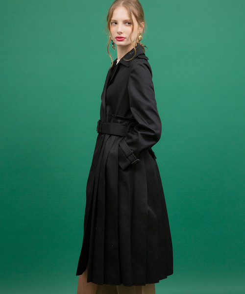 UNITED TOKYO（ユナイテッドトウキョウ）の「アシメプリーツトレンチ