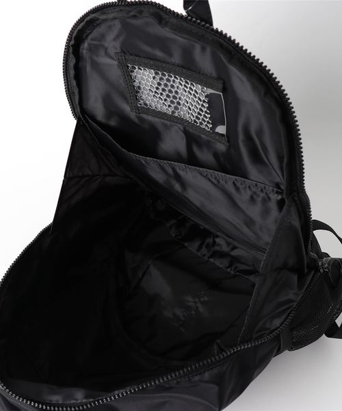 GLOBAL WORK（グローバルワーク）の「【キッズ】バックパック/799170（バックパック/リュック・キッズ・ブラック/レッド・FREE）」の5枚目の写真