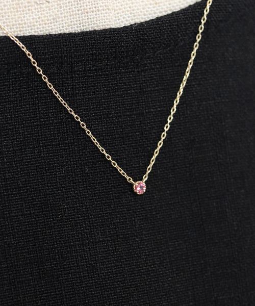 lily of the valley(リリーオブザバレイ)の「【K10】ワンポイントジュエリーネックレス(ネックレス・レディース・レッド/ピンク/ブルー/グリーン・FREE)」の3枚目の写真