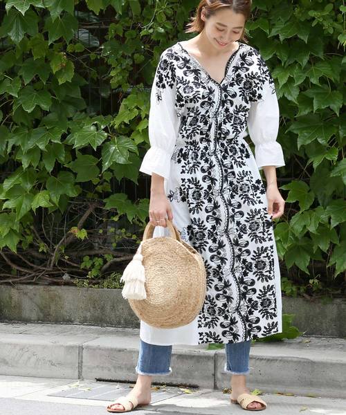 Coca コカ の スカラップ花柄刺繍コットンワンピース ワンピース Wear