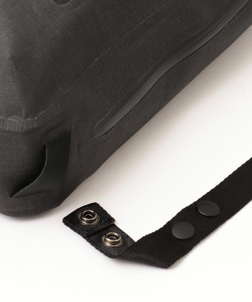 BEAUTY&YOUTH UNITED ARROWS(ビューティーアンドユースユナイテッドアローズ)の「BY ウォータープルーフファブリック ボディ ショルダーバッグ(ショルダーバッグ・メンズ・ダークグレー/ブラック・FREE)」の17枚目の写真