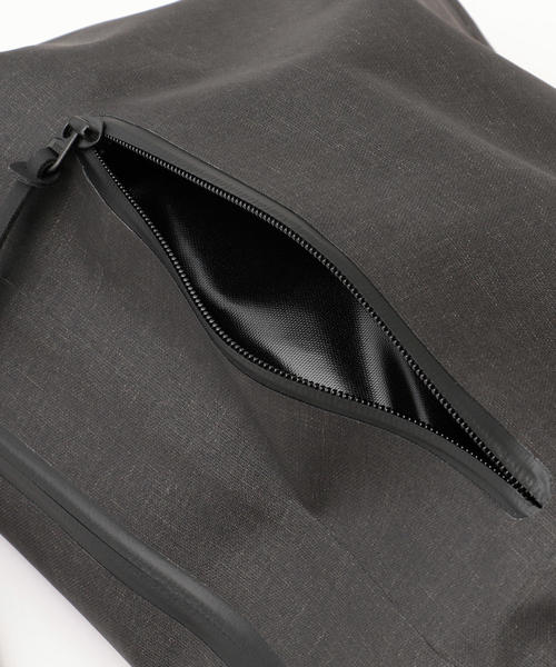 BEAUTY&YOUTH UNITED ARROWS(ビューティーアンドユースユナイテッドアローズ)の「BY ウォータープルーフファブリック ボディ ショルダーバッグ(ショルダーバッグ・メンズ・ダークグレー/ブラック・FREE)」の21枚目の写真