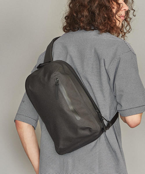 BEAUTY&YOUTH UNITED ARROWS(ビューティーアンドユースユナイテッドアローズ)の「BY ウォータープルーフファブリック ボディ ショルダーバッグ(ショルダーバッグ・メンズ・ダークグレー/ブラック・FREE)」の8枚目の写真