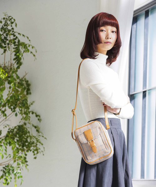 WEGO（ウィゴー）の「WEGO/ベルトポケットミニショルダーバッグ（ショルダーバッグ・レディース・ブラック/その他1・FREE）」の14枚目の写真