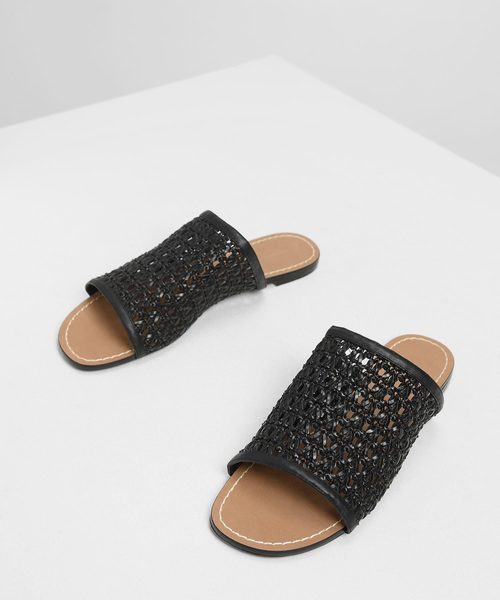 CHARLES & KEITH(チャールズ & キース)の「ウィッカーエスク スライダー / Wicker-esque Sliders(スリッポン・レディース・ホワイト/ブラック/ベビーピンク・22.5cm/23cm/23.5cm/24.5cm/25cm)」の11枚目の写真