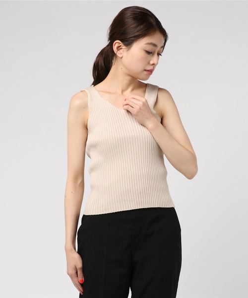 one way（ワンウェイ）の「アシメニットタンク（ニット/セーター・レディース・ライトブルー/レッド/ライトブラウン/ブラック/ベージュ/ホワイト系その他/ブルー系その他・FREE）」の5枚目の写真