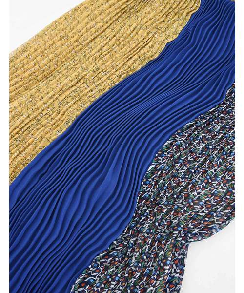 POU DOU DOU(プードゥドゥ)の「パッチワークアコーディオンプリーツスカート(スカート・レディース・ブラック/イエロー/ネイビー・3)」の12枚目の写真