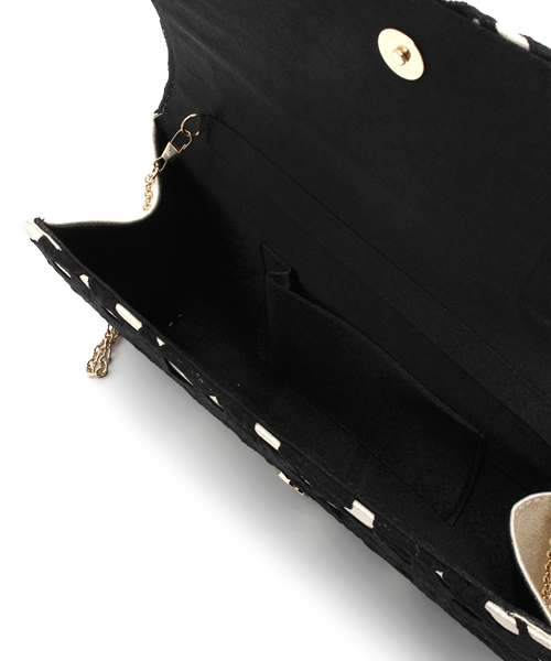 ROSE BUD（ローズバッド）の「(LL ACCESSORIES) B455J FLOWER MOTIEF CLUTCH BAG[結婚式＆パーティー]（クラッチバッグ・レディース・ブラック/ブルー・ONE SIZE）」の4枚目の写真