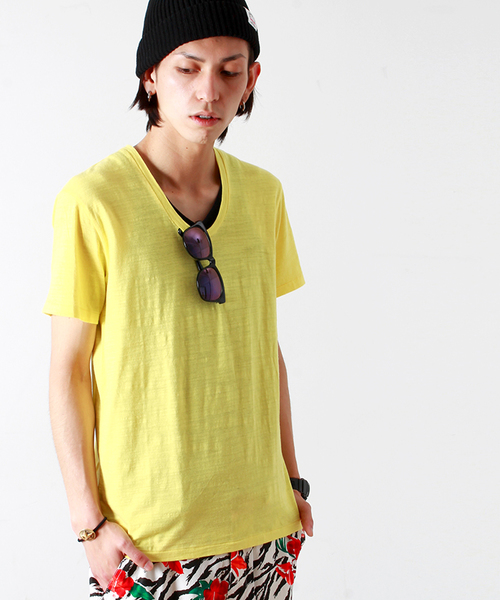 WEGO(ウィゴー)の「WEGO/スラブUネックTシャツ(Tシャツ/カットソー・メンズ・ホワイト/ネイビー/イエロー/ライトピンク・LARGE/MEDIUM)」の1枚目の写真