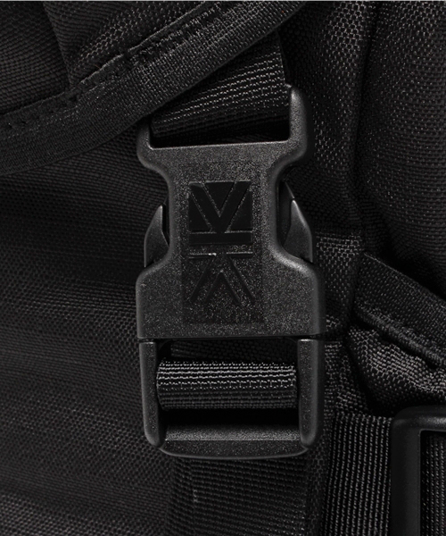 WHO'S WHO gallery（フーズフーギャラリー）の「【karrimor SF】 SABRE 30L（バックパック/リュック・メンズ・ブラック・FREE）」の5枚目の写真