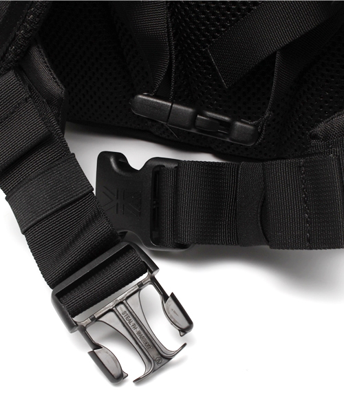 WHO'S WHO gallery（フーズフーギャラリー）の「【karrimor SF】 SABRE 30L（バックパック/リュック・メンズ・ブラック・FREE）」の9枚目の写真