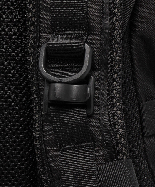 WHO'S WHO gallery（フーズフーギャラリー）の「【karrimor SF】 SABRE 30L（バックパック/リュック・メンズ・ブラック・FREE）」の10枚目の写真