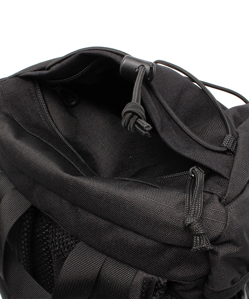 WHO'S WHO gallery（フーズフーギャラリー）の「【karrimor SF】 SABRE 30L（バックパック/リュック・メンズ・ブラック・FREE）」の12枚目の写真