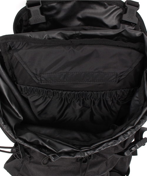 WHO'S WHO gallery（フーズフーギャラリー）の「【karrimor SF】 SABRE 30L（バックパック/リュック・メンズ・ブラック・FREE）」の15枚目の写真