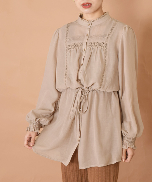 w closet（ダブルクローゼット）の「ポリボイルレースブラウス（シャツ/ブラウス・レディース・オフホワイト/ベージュ/テラコッタ・FREE）」の3枚目の写真