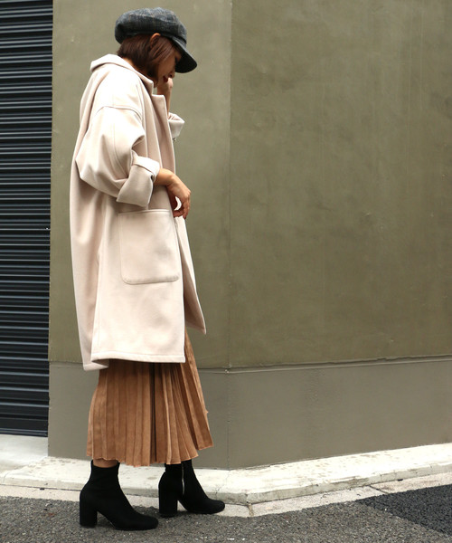 VENCEEXCHANGE（ヴァンスエクスチェンジ）の「【WEB限定サイズ】ビックシルエットミドルコート（チェスターコート・レディース・ブラック/ブラック系その他/ライトブラウン/ホワイト/ベージュ・MEDIUM/LARGE）」の9枚目の写真