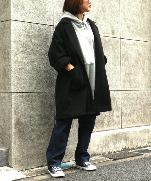 VENCEEXCHANGE（ヴァンスエクスチェンジ）の「【WEB限定サイズ】ビックシルエットミドルコート（チェスターコート・レディース・ブラック/ブラック系その他/ライトブラウン/ホワイト/ベージュ・MEDIUM/LARGE）」の14枚目の写真
