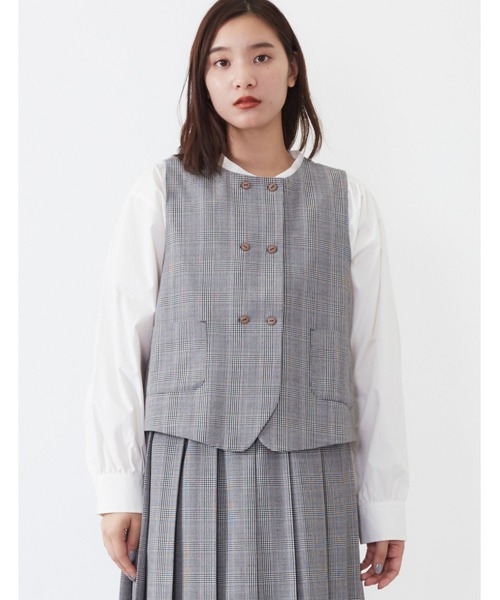 POU DOU DOU（プードゥドゥ）の「E/Rダブルボタンベスト（ベスト・レディース・ブラック/イエロー/スミクロ・3）」の10枚目の写真