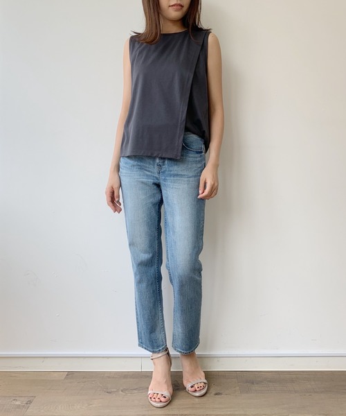 LOUNGEDRESS（ラウンジドレス）の「アシンメトリータンク（タンクトップ・レディース・ホワイト/ダークグレー・FREE）」の10枚目の写真