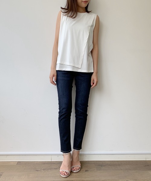 LOUNGEDRESS（ラウンジドレス）の「アシンメトリータンク（タンクトップ・レディース・ホワイト/ダークグレー・FREE）」の7枚目の写真