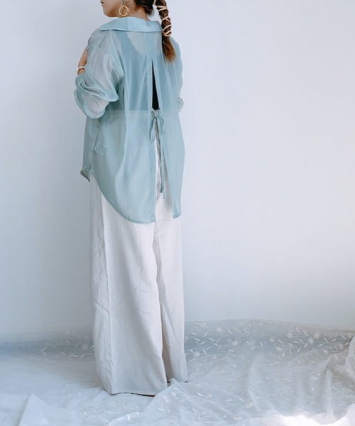 ap retro（アプレトロ）の「シャイニーバックスリットシャツ【ZOZO限定アイテム】（シャツ/ブラウス・レディース・ベージュ/パープル/ピンク/オフホワイト/グリーン/グレー・FREE）」の11枚目の写真