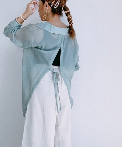 ap retro（アプレトロ）の「シャイニーバックスリットシャツ【ZOZO限定アイテム】（シャツ/ブラウス・レディース・ベージュ/パープル/ピンク/オフホワイト/グリーン/グレー・FREE）」の15枚目の写真