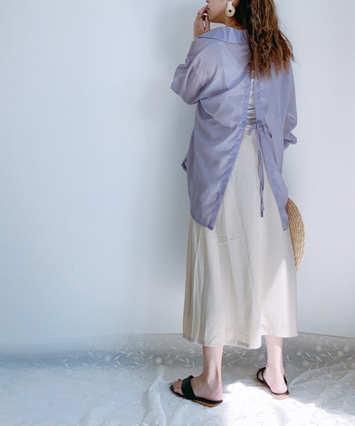 ap retro（アプレトロ）の「シャイニーバックスリットシャツ【ZOZO限定アイテム】（シャツ/ブラウス・レディース・ベージュ/パープル/ピンク/オフホワイト/グリーン/グレー・FREE）」の20枚目の写真