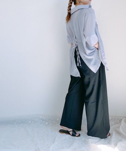 ap retro（アプレトロ）の「シャイニーバックスリットシャツ【ZOZO限定アイテム】（シャツ/ブラウス・レディース・ベージュ/パープル/ピンク/オフホワイト/グリーン/グレー・FREE）」の17枚目の写真