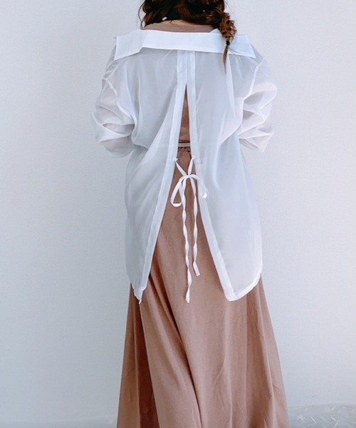 ap retro（アプレトロ）の「シャイニーバックスリットシャツ【ZOZO限定アイテム】（シャツ/ブラウス・レディース・ベージュ/パープル/ピンク/オフホワイト/グリーン/グレー・FREE）」の22枚目の写真