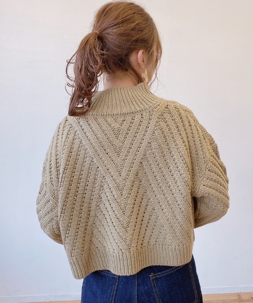VANNIE U（ヴァニーユー）の「ハイネックぽこぽこショートニット（ニット/セーター・レディース・ブラウン/オリーブ/ブルー/ナチュラル・FREE）」の12枚目の写真