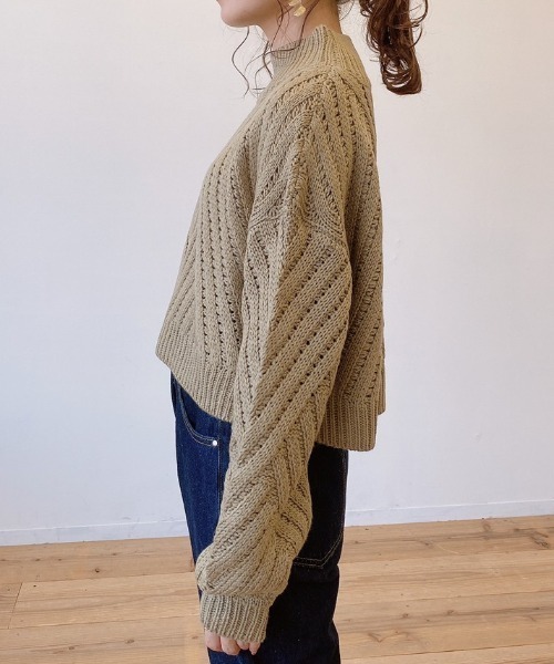 VANNIE U（ヴァニーユー）の「ハイネックぽこぽこショートニット（ニット/セーター・レディース・ブラウン/オリーブ/ブルー/ナチュラル・FREE）」の11枚目の写真