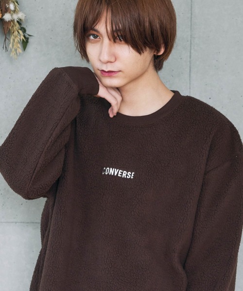 CONVERSE(コンバース)の「CONVERSE/コンバース 別注 ボア センター刺繍ロゴ ビッグシルエット クルーネックスウェット/クルーネックボアトレーナー(スウェット・メンズ・ベージュ/ブラウン/ブラック/ナチュラル/ネイビー・FREE)」の16枚目の写真
