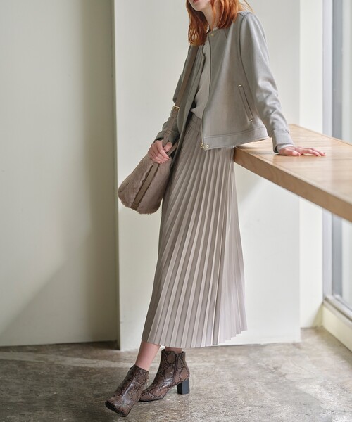 S Ll フェイクレザープリーツロングスカート
