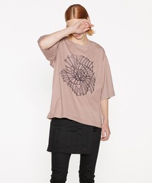 ABSTRACT FLOWERemb. S/S BIG T