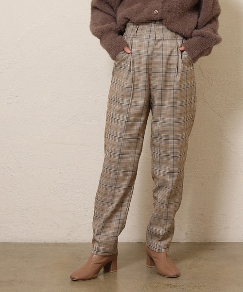 one after another NICE CLAUP（ワンアフターアナザーナイスクラップ）の「【ZOZO限定】カラーテーパードパンツ（スラックス・レディース・ブラウン/アイボリー/ブラウン系その他/ベージュ系その他/オレンジ系その他・FREE）」の5枚目の写真