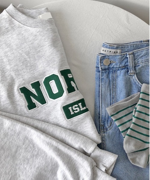 HOTPING（ホッピン）の「NORDICレタリングルーズスウェット（スウェット・レディース・ライトグレー/ネイビー/グレー/ブラック・FREE）」の9枚目の写真