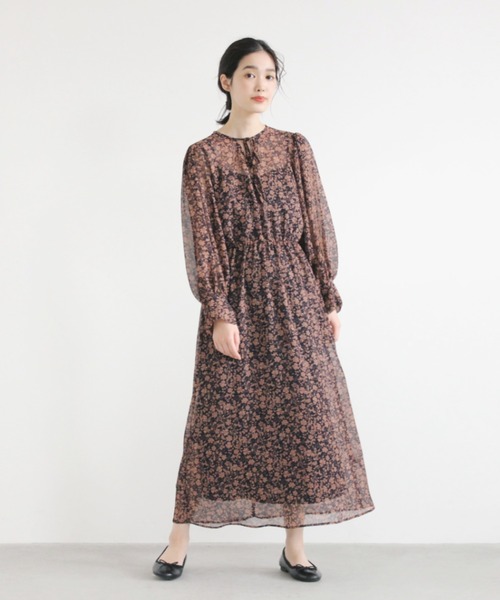 kaene（カエン）の「ボリュームスリーブプリントワンピース