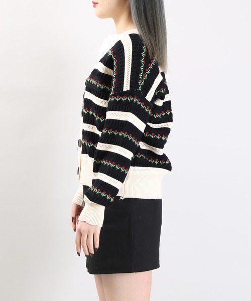 WC(ダブル シー)の「WC/チューリップ柄カーディガン(カーディガン/ボレロ・レディース・ブラック/ベージュ/ピンク・FREE)」の4枚目の写真