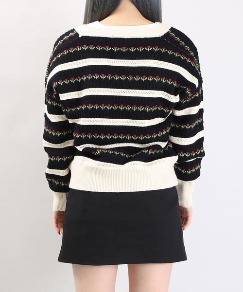 WC(ダブル シー)の「WC/チューリップ柄カーディガン(カーディガン/ボレロ・レディース・ブラック/ベージュ/ピンク・FREE)」の5枚目の写真