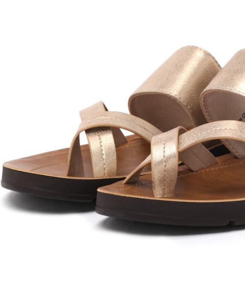 studio CLIP（スタディオクリップ）の「【キナリノ掲載商品】クロストング楽々サンダル（サンダル・レディース・イエロー/ブラック/その他1・MEDIUM/X-LARGE/LARGE/SMALL）」の11枚目の写真