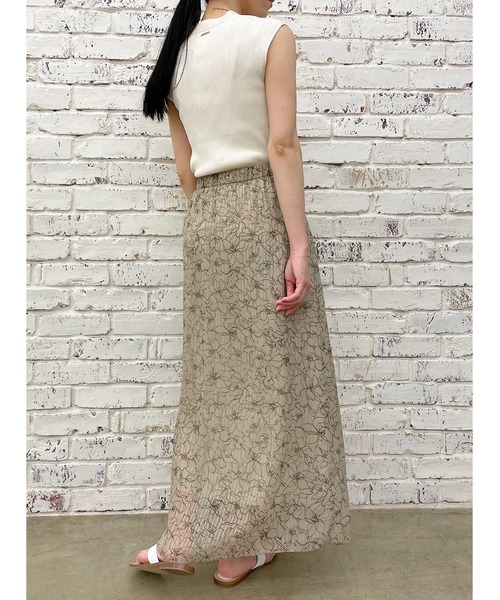 LOUNGEDRESS(ラウンジドレス)の「フラワーナロースカート(スカート・レディース・ブラック/ベージュ・FREE)」の16枚目の写真