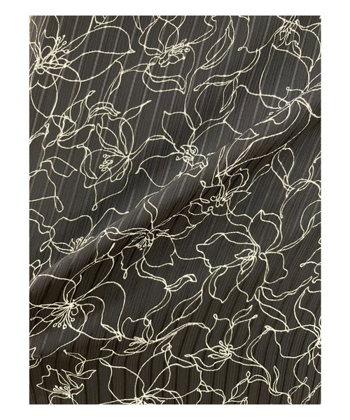 LOUNGEDRESS(ラウンジドレス)の「フラワーナロースカート(スカート・レディース・ブラック/ベージュ・FREE)」の13枚目の写真