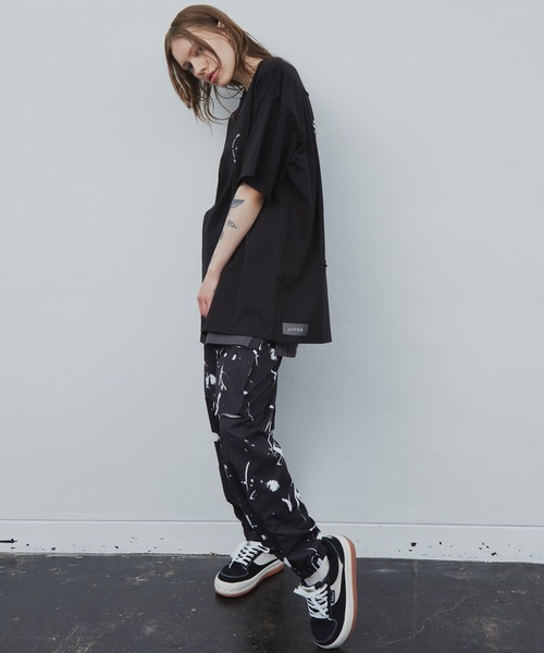 AIVER（アイバー）の「AIVER　カットオフパッチシルケットS/SビッグTEE（Tシャツ/カットソー・メンズ・チャコールグレー/ブラック/ナチュラル・MEDIUM/LARGE）」の13枚目の写真