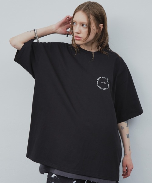 AIVER（アイバー）の「AIVER　カットオフパッチシルケットS/SビッグTEE（Tシャツ/カットソー・メンズ・チャコールグレー/ブラック/ナチュラル・MEDIUM/LARGE）」の4枚目の写真