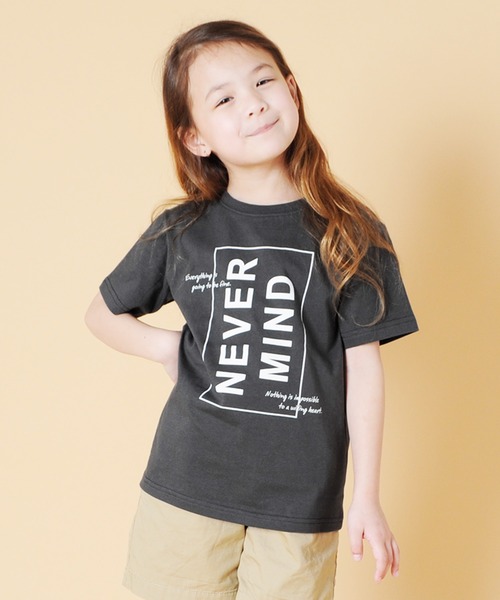 S&H（エスアンドエイチ）の「天竺・プリント半袖Tシャツ（Tシャツ/カットソー・キッズ・イエロー/ホワイト/チャコールグレー/キナリ/グリーン/キャメル/ライトブルー/ブラウン/ライトグリーン/ライトグレー/ライトピンク/ピンク/マスタード/サックスブルー/ネイビー/ブラック/ベージュ/モカ/グレー/ブルー・120cm/150cm/100cm/130cm/110cm/140cm）」の4枚目の写真