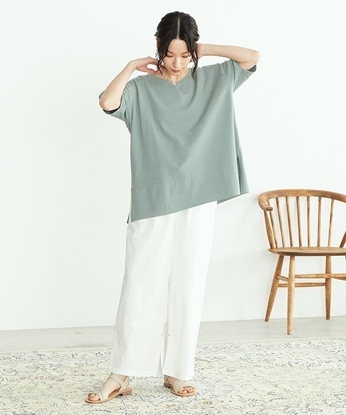 ONIGIRI（オニギリ）の「スリット　ワイドパンツ（その他パンツ・レディース・ホワイト/ベージュ・SMALL/MEDIUM/LARGE）」の4枚目の写真