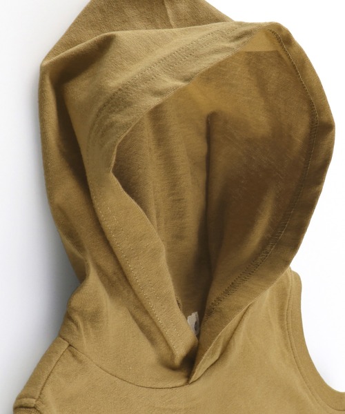 BRANSHES(ブランシェス)の「【UVカット】ボックスロゴタンクトップ(タンクトップ・キッズ・チャコールグレー/キャメル・90cm/110cm/100cm/120cm/130cm/140cm/150cm)」の19枚目の写真