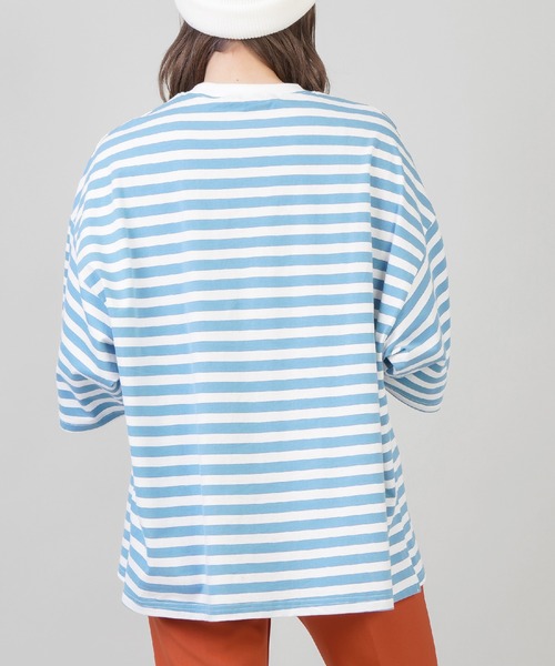 SPINNS（スピンズ）の「【ゆったりシルエット】10色展開 ボーダーリンガーTシャツ（Tシャツ/カットソー・レディース・ボルドー/ホワイト系その他/グレー系その他/グリーン系その他/ブルー系その他/イエロー系その他/レッド系その他/ホワイト系その他2/ホワイト系その他3/グリーン系その他2・ONESIZE）」の14枚目の写真