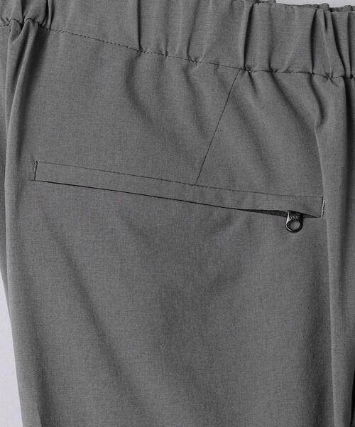 UNITED ARROWS（ユナイテッドアローズ）の「＜UNITED ARROWS "COZY"＞ ファンクション ライトポリエステル タフタ イージーパンツ（その他パンツ・メンズ・グレー/ベージュ/ネイビー・SMALL/MEDIUM/LARGE/X-LARGE）」の19枚目の写真